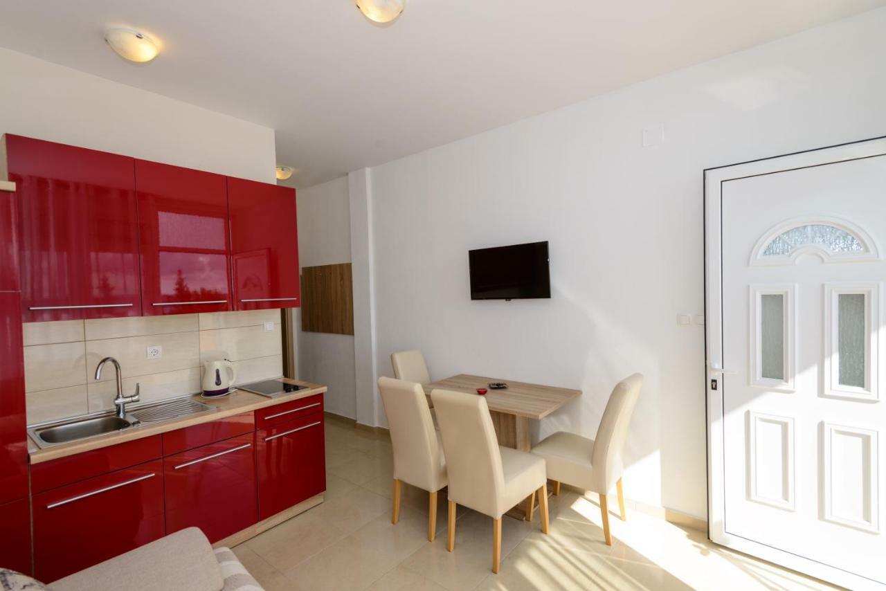 Apartments Maris Starigrad Paklenica Extérieur photo